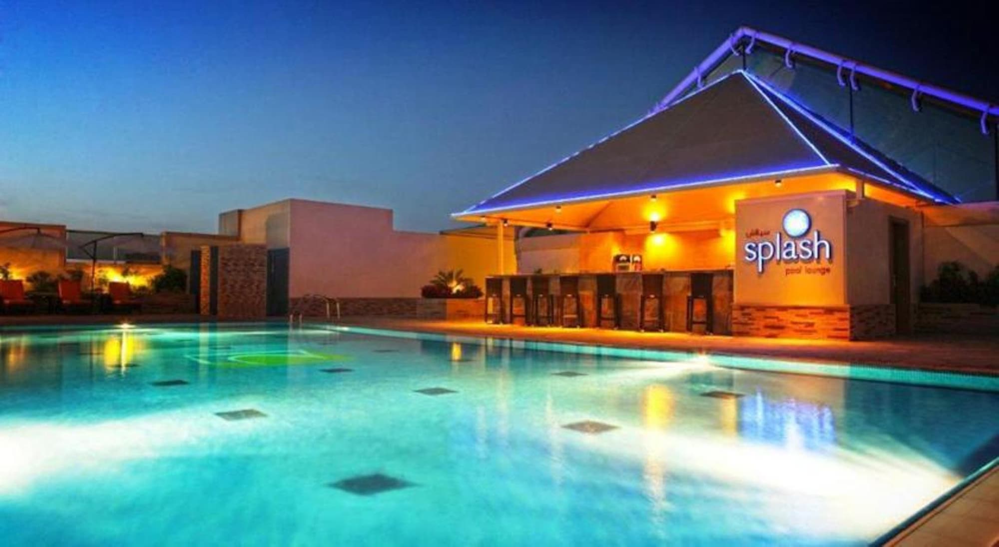 TIME Grand Plaza, Pool