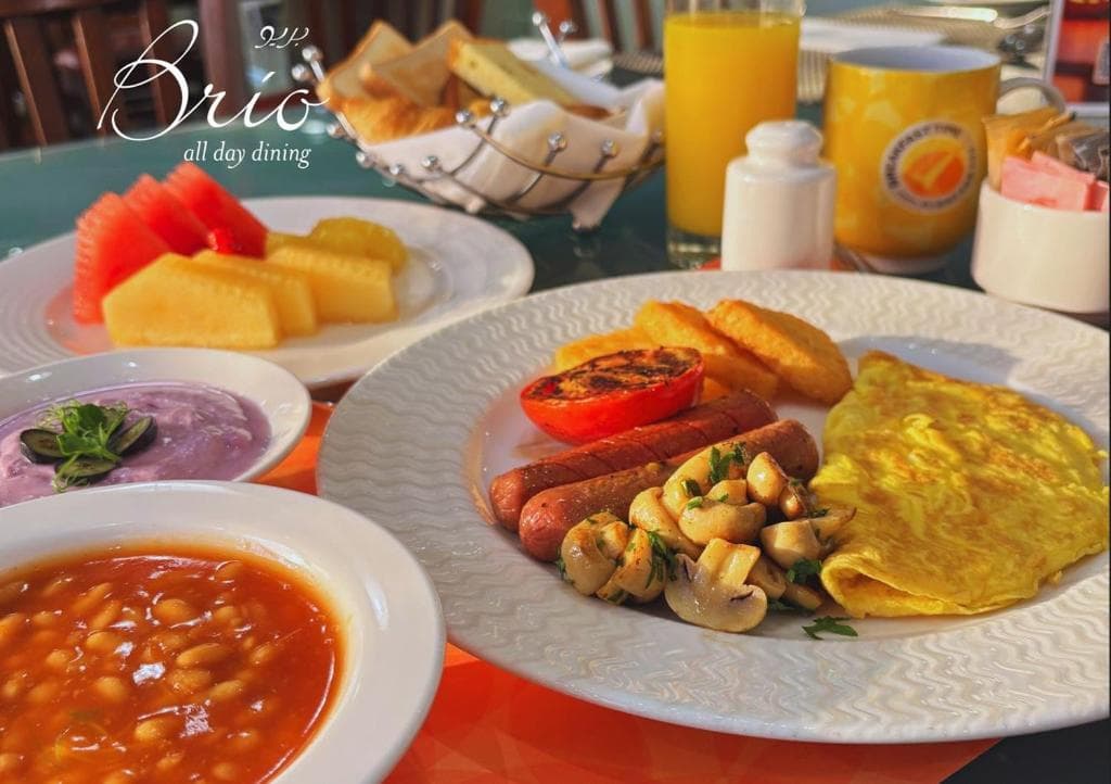 TIME Grand Plaza, Restaurant