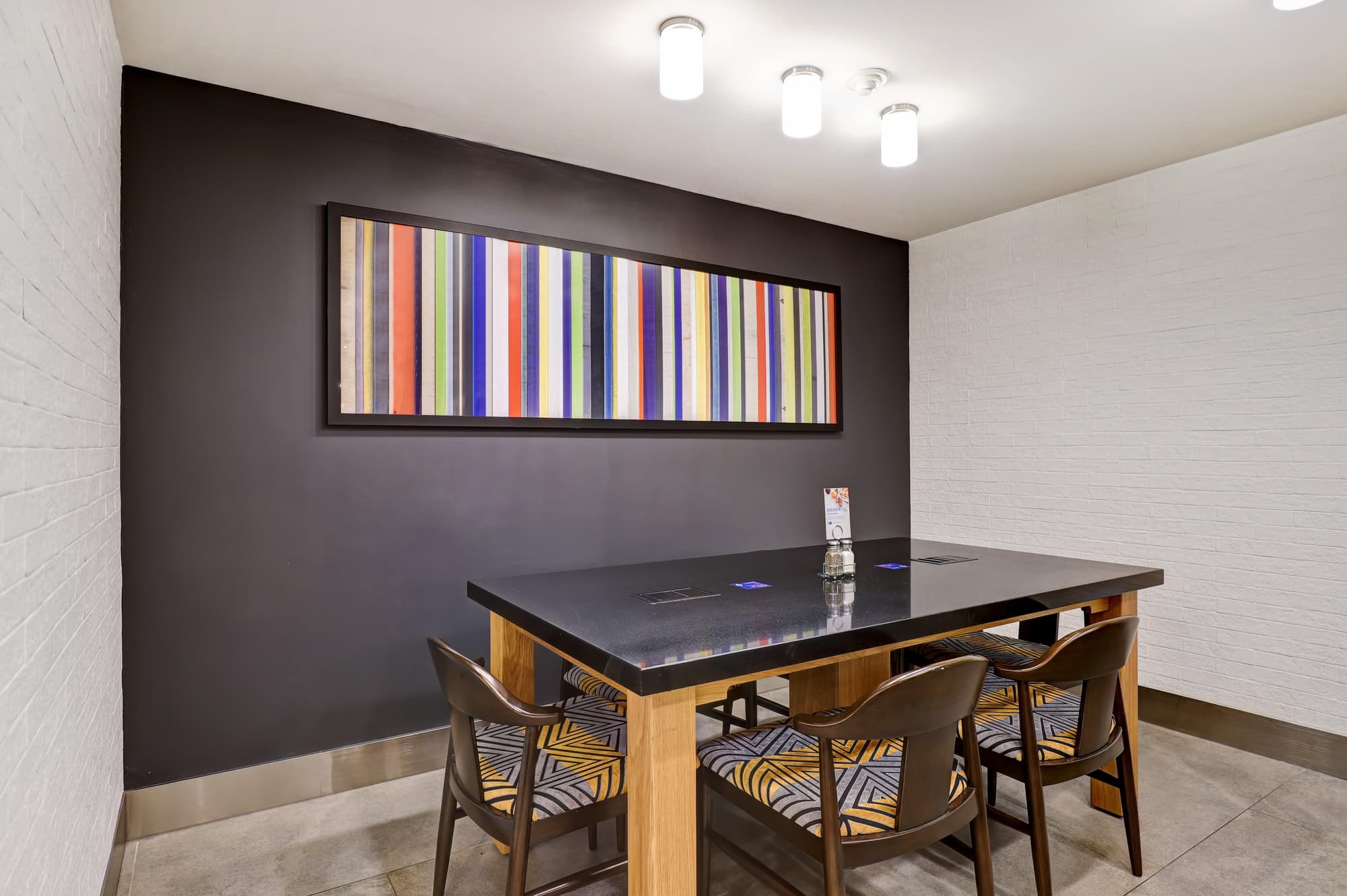 Holiday Inn Express Whitby Oshawa, Conferences