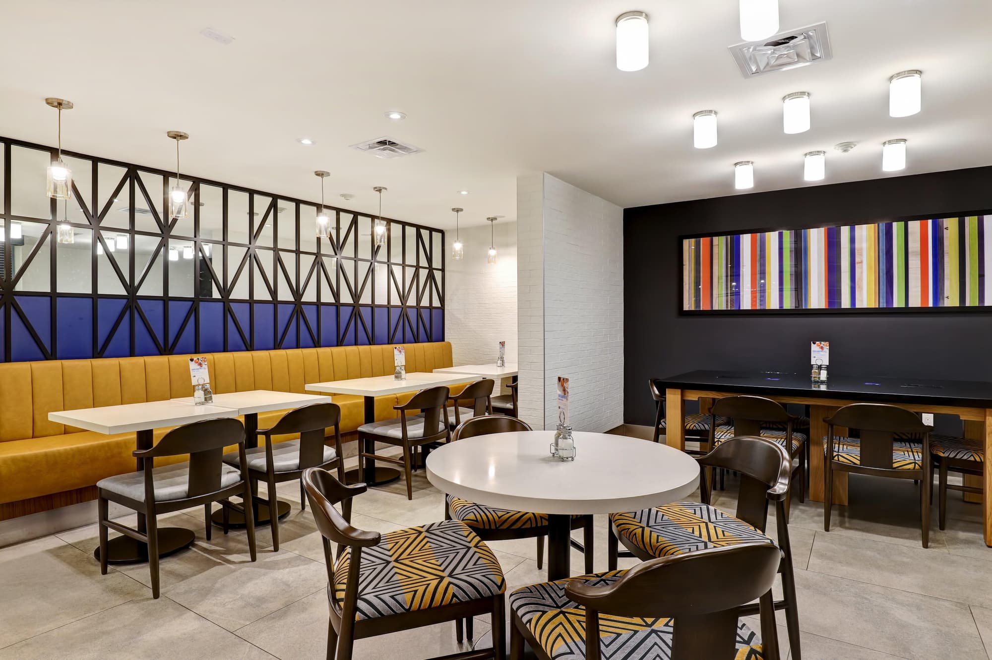 Holiday Inn Express Whitby Oshawa, Restaurant