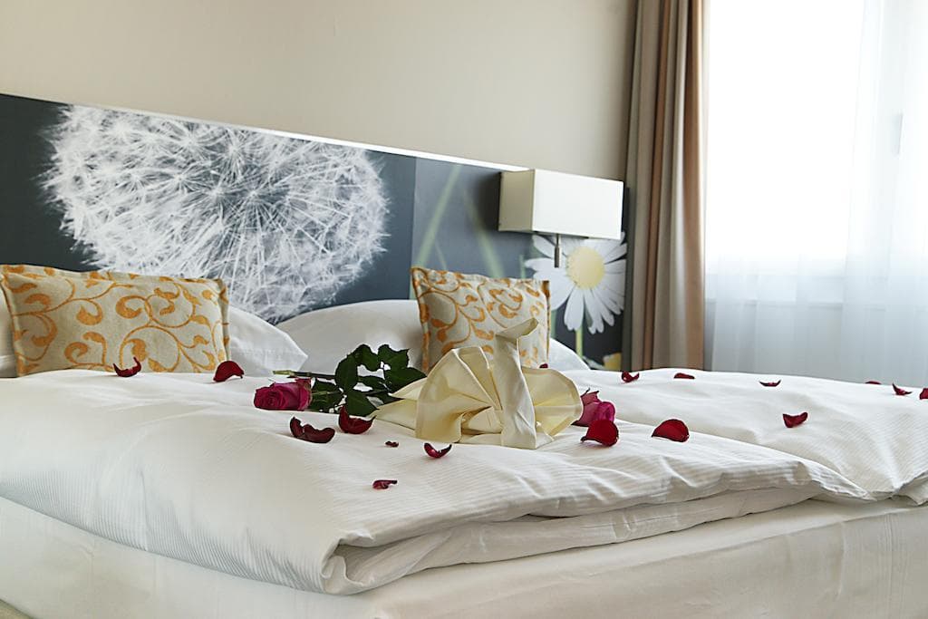 H+ Hotel Zurich, General view