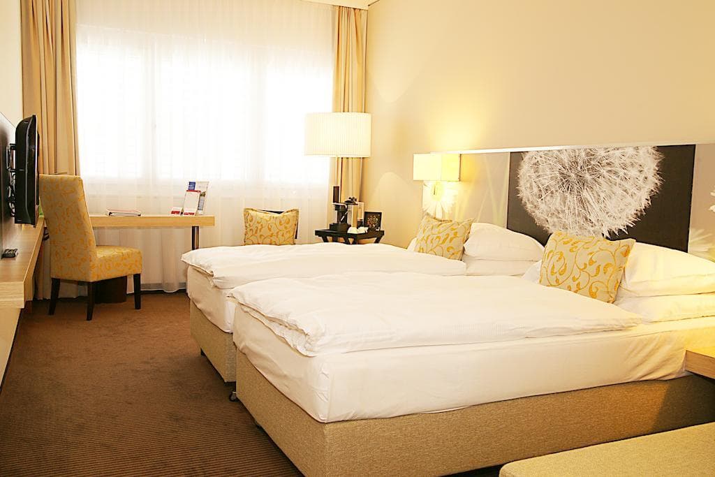 H+ Hotel Zurich, General view