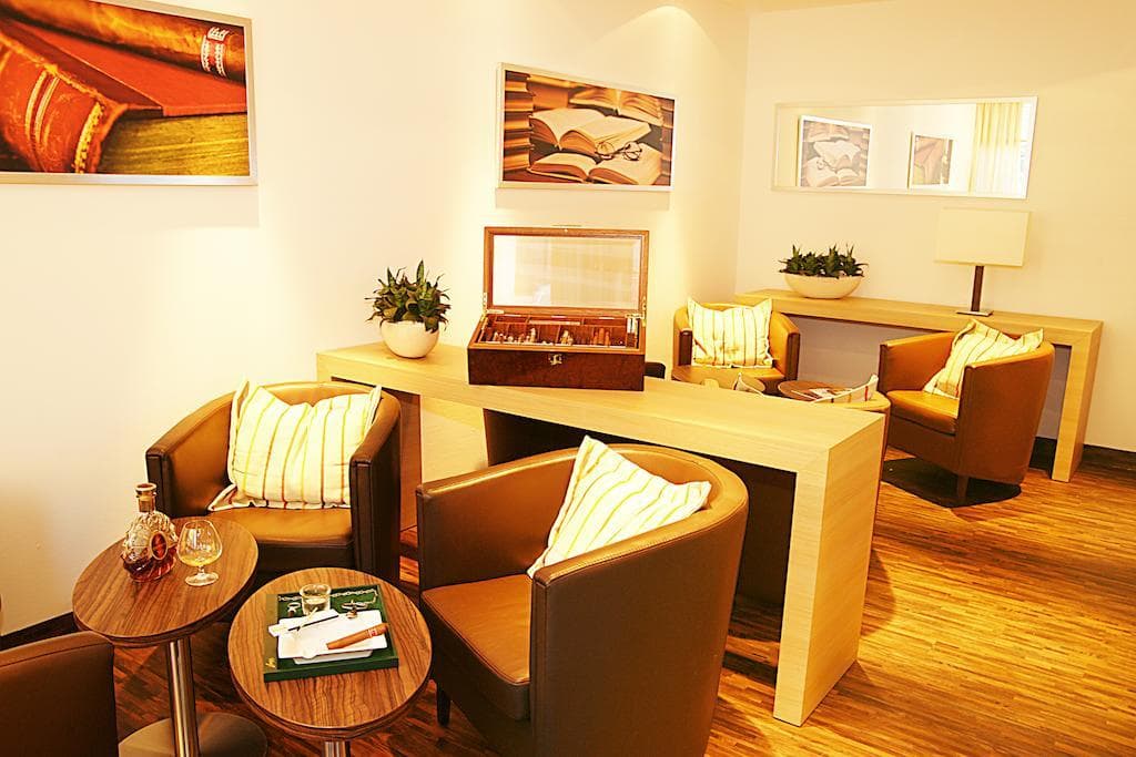 H+ Hotel Zurich, General view