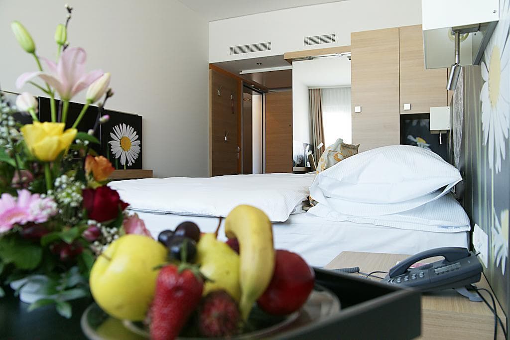 H+ Hotel Zurich, General view