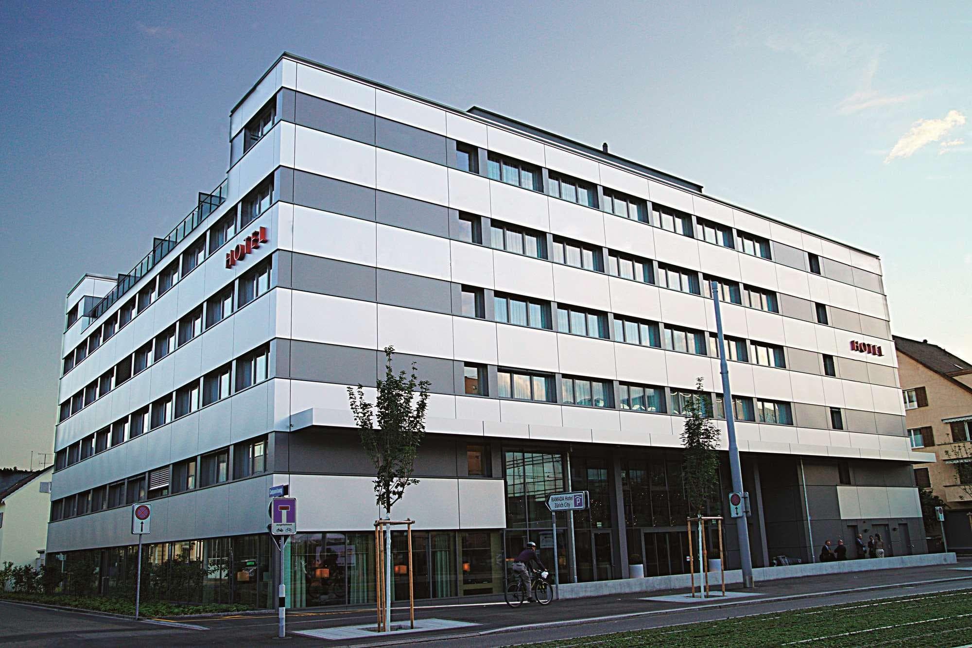 H+ Hotel Zurich, General view