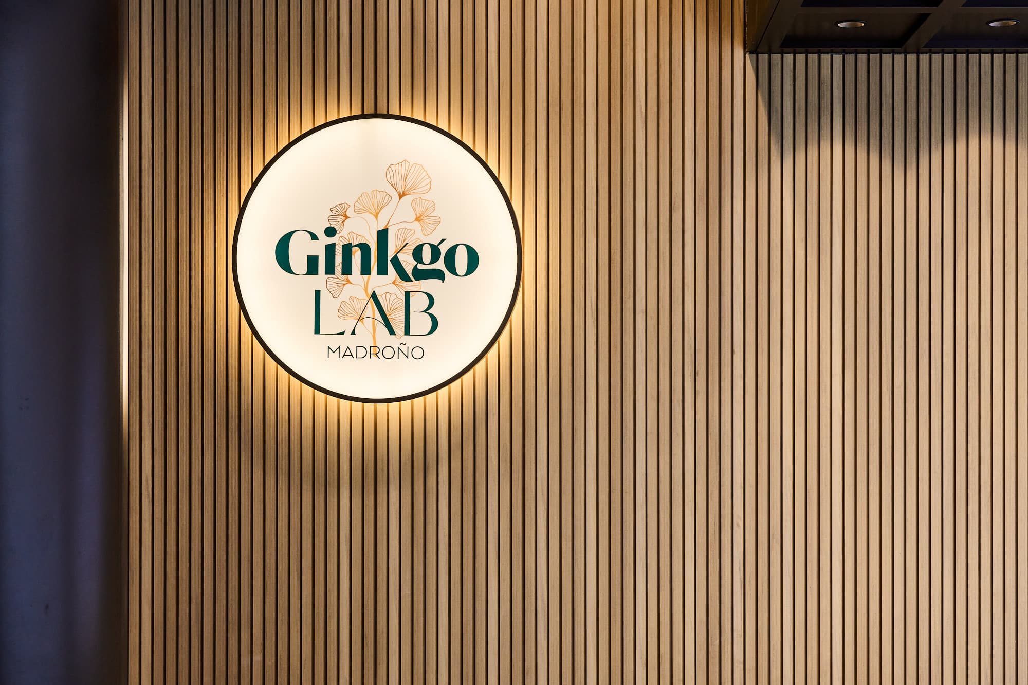 VP Madroño, Restaurant