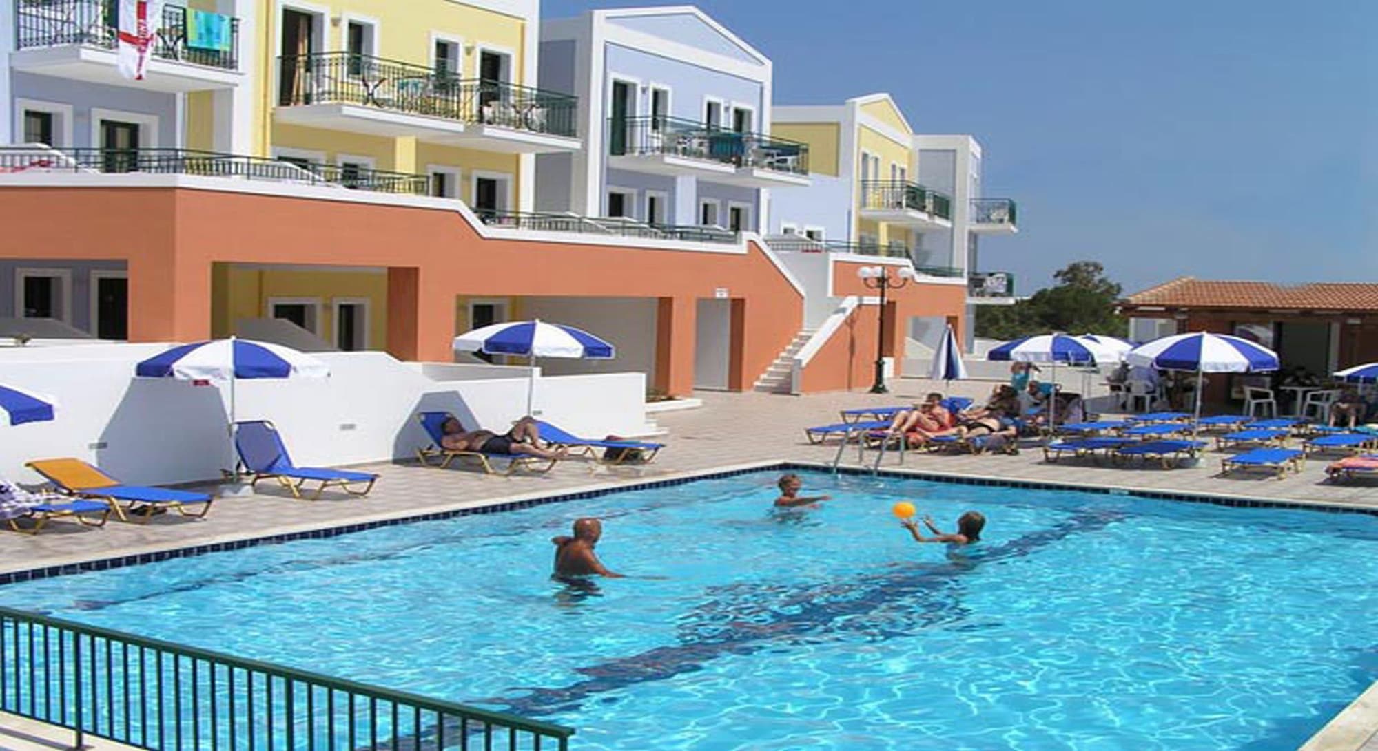 Camari Garden Hotel Apartments, Pool