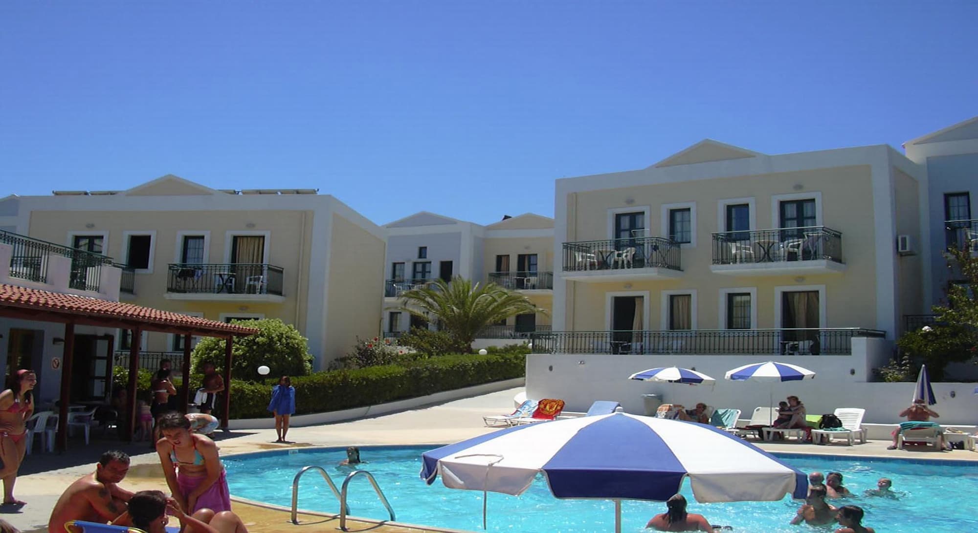Camari Garden Hotel Apartments, Pool