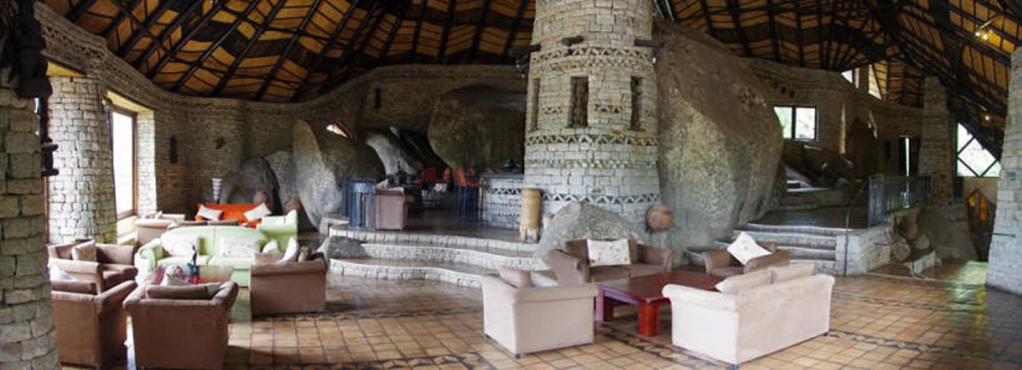 Great Zimbabwe, Lobby