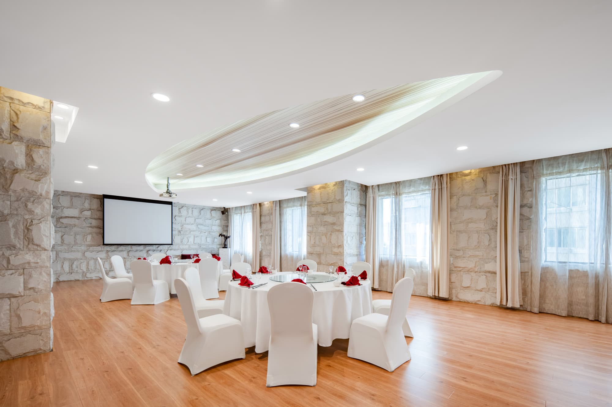 Tian Ping Hotel, Conferences