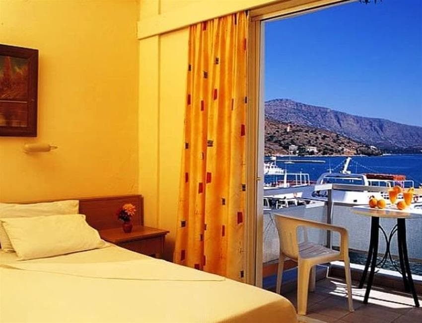 Aristea Hotel, Room