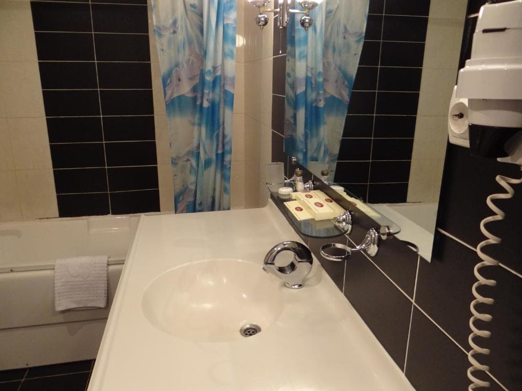 Le Grande Plaza Hotel, Room