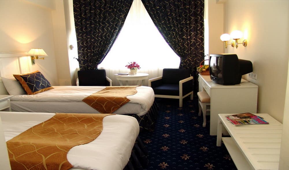 Le Grande Plaza Hotel, Room