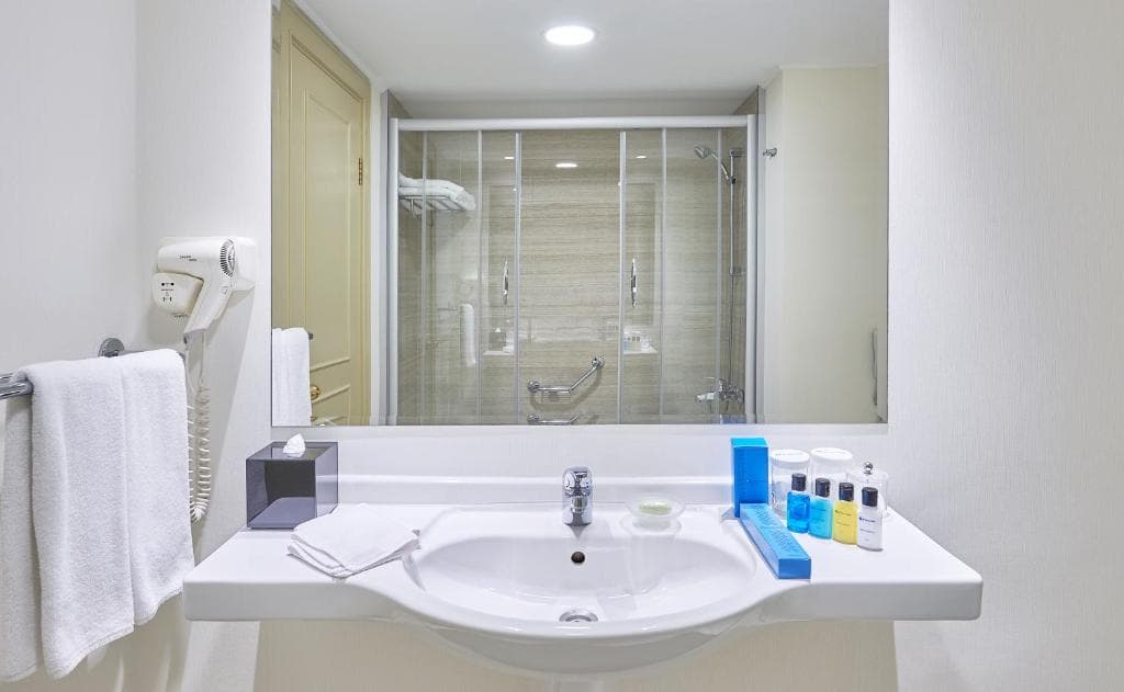 Wyndham Tashkent, Room