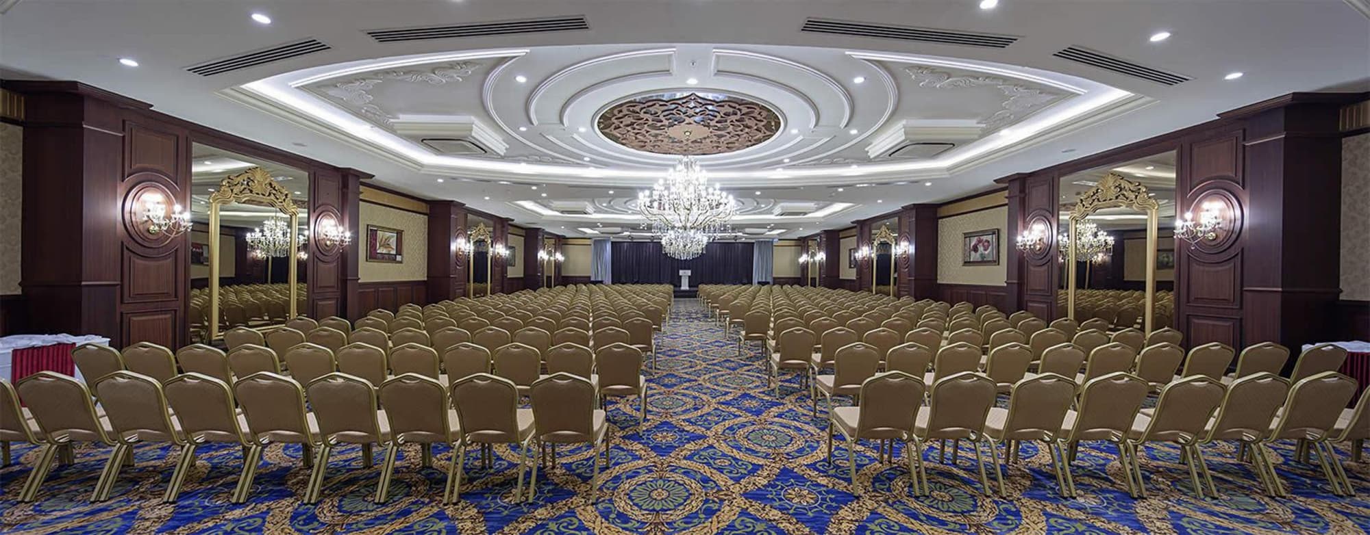 Diamond Excellence Resort, Conferences