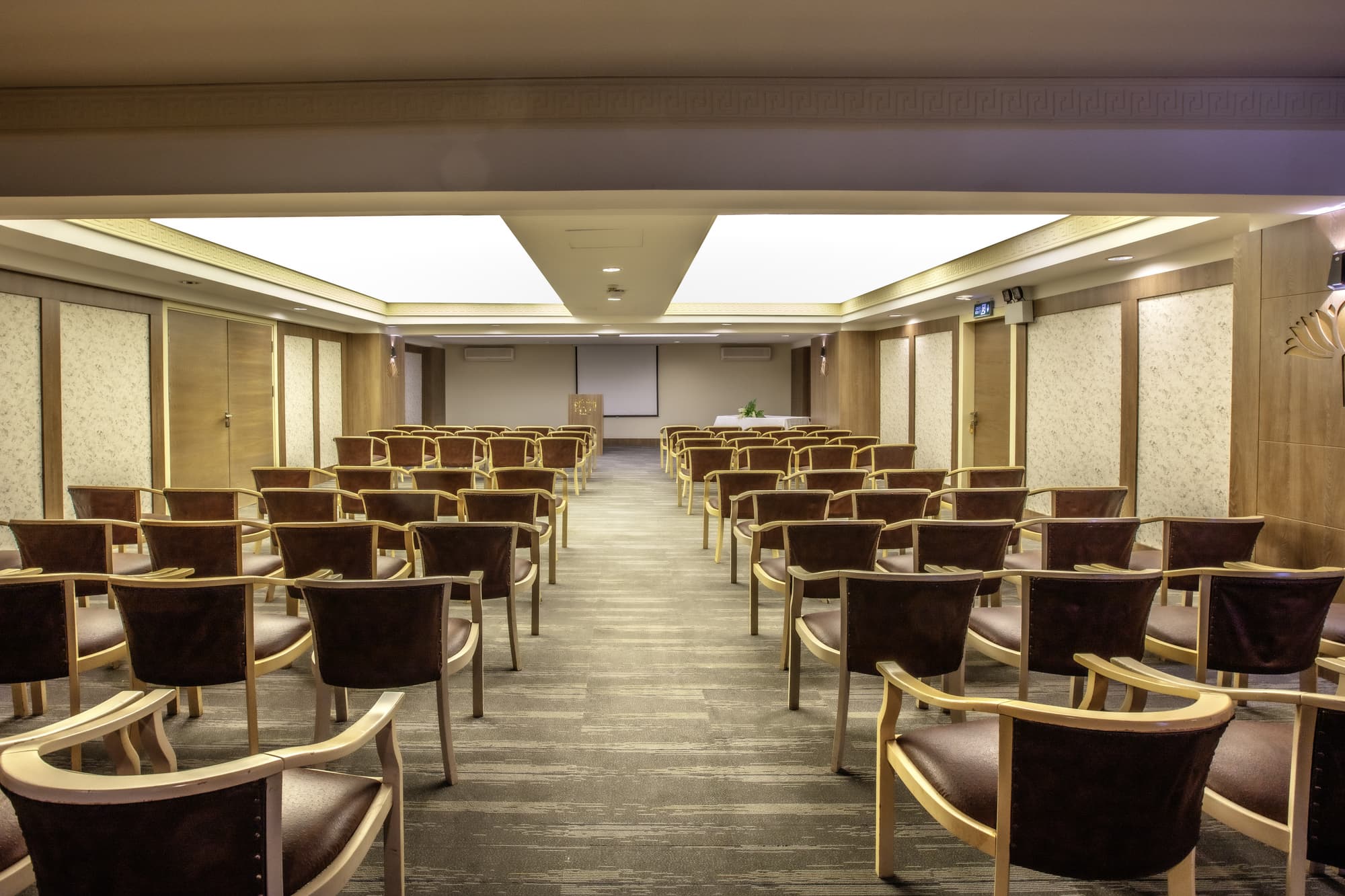 Palmin Hotel, Conferences