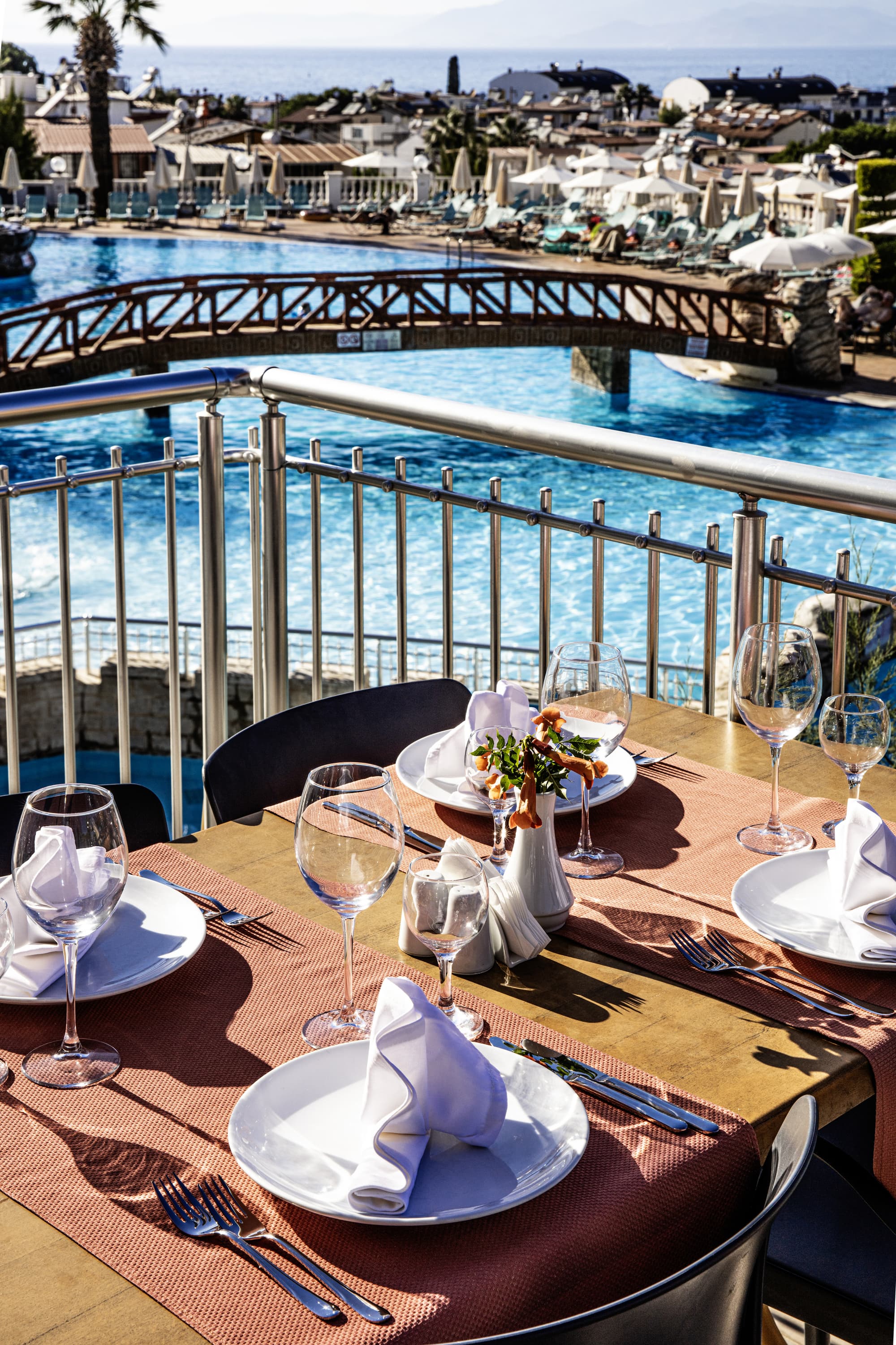 Palmin Hotel, Restaurant