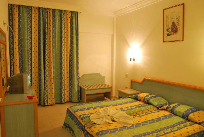 Sousse City and Beach, Room