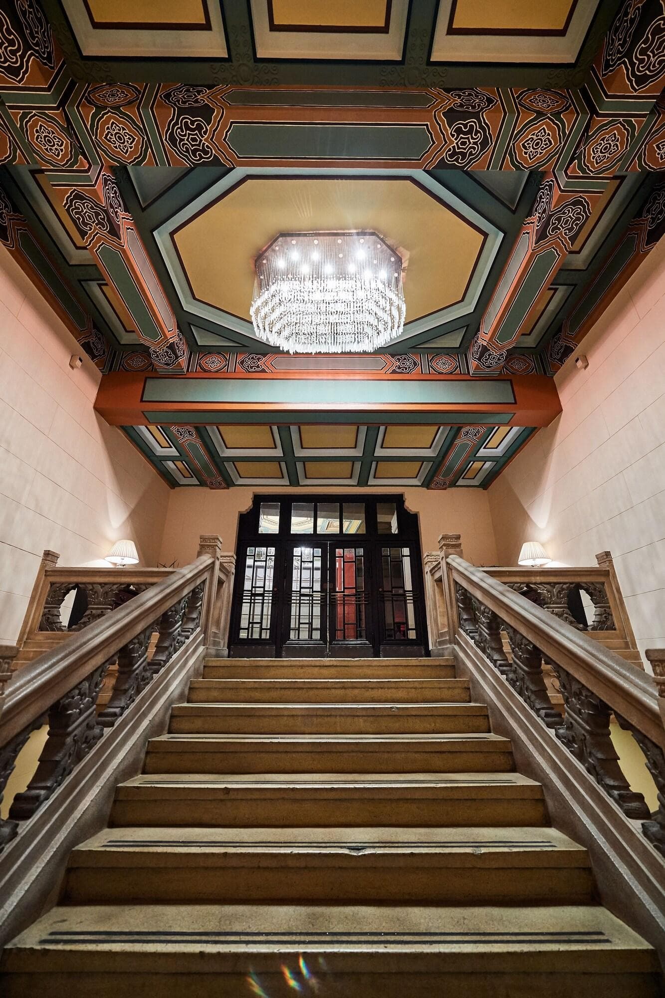 Jinjiang Metropolo Classiq Hotel YMCA People Squar, Lobby