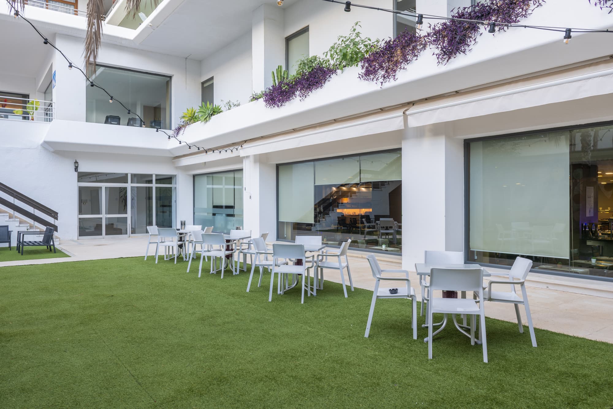 Gran Cervantes by Blue Sea, Bar