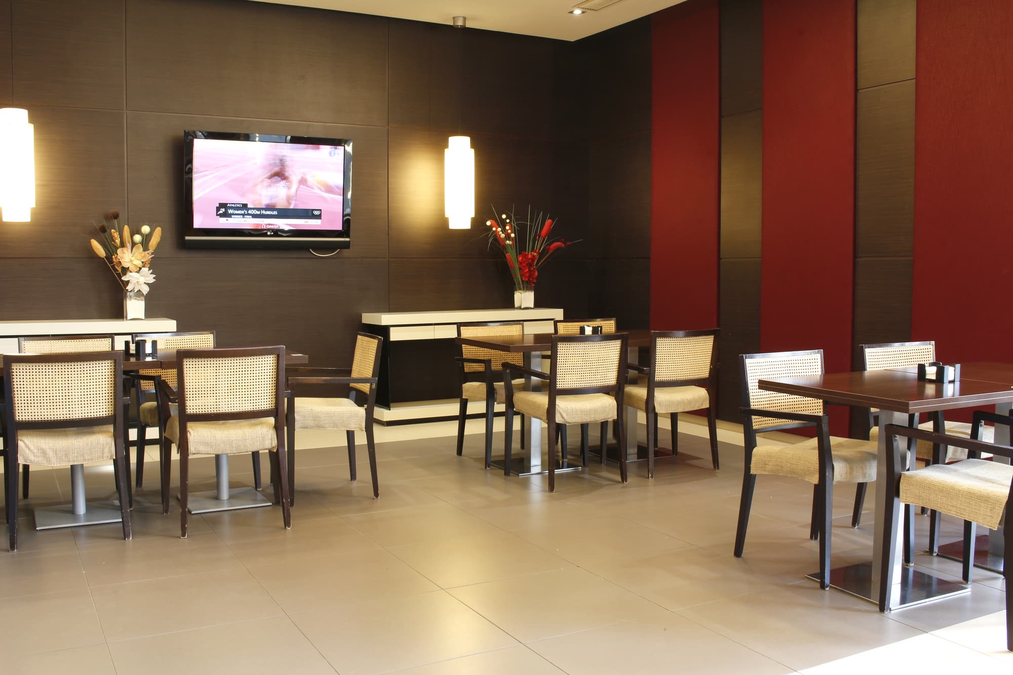 Gran Cervantes by Blue Sea, Bar