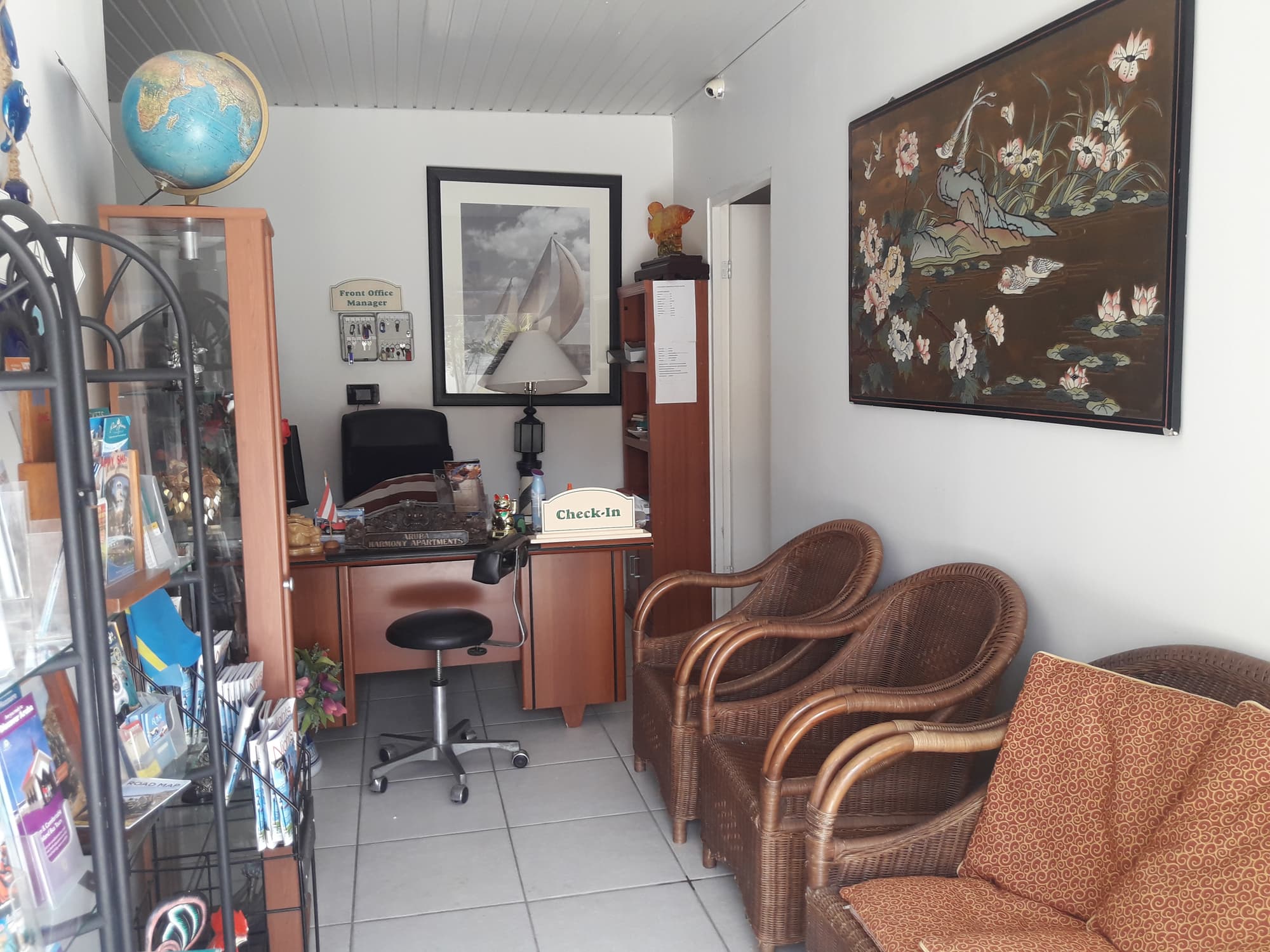 Aruba Harmony Apartments, Lobby