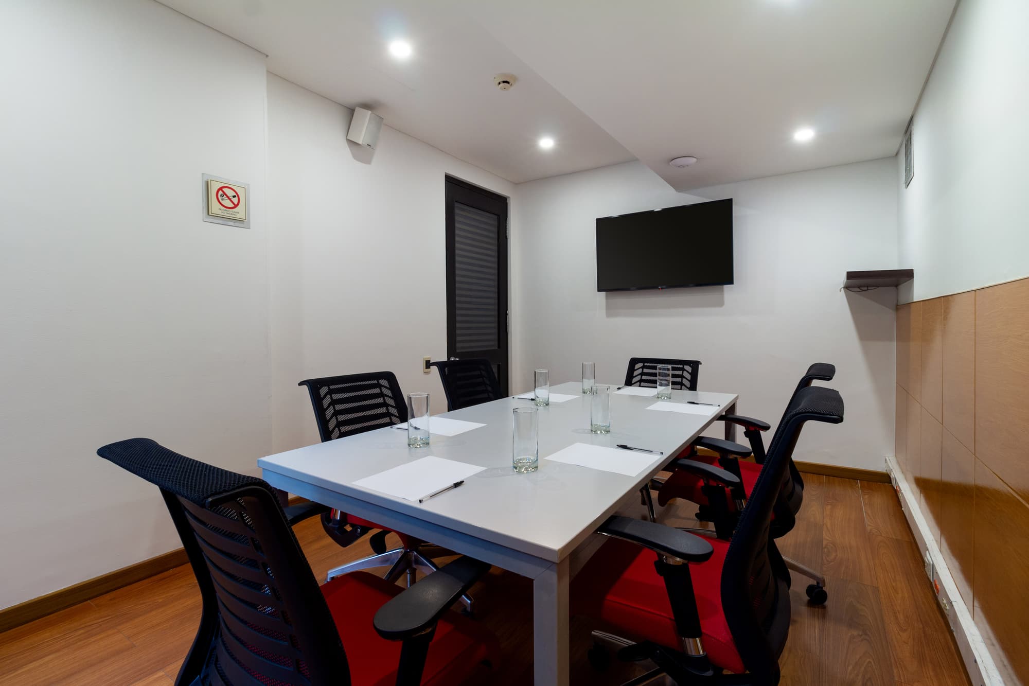 Hotel Madisson Inn Luxury By Geh Suites, Conferences