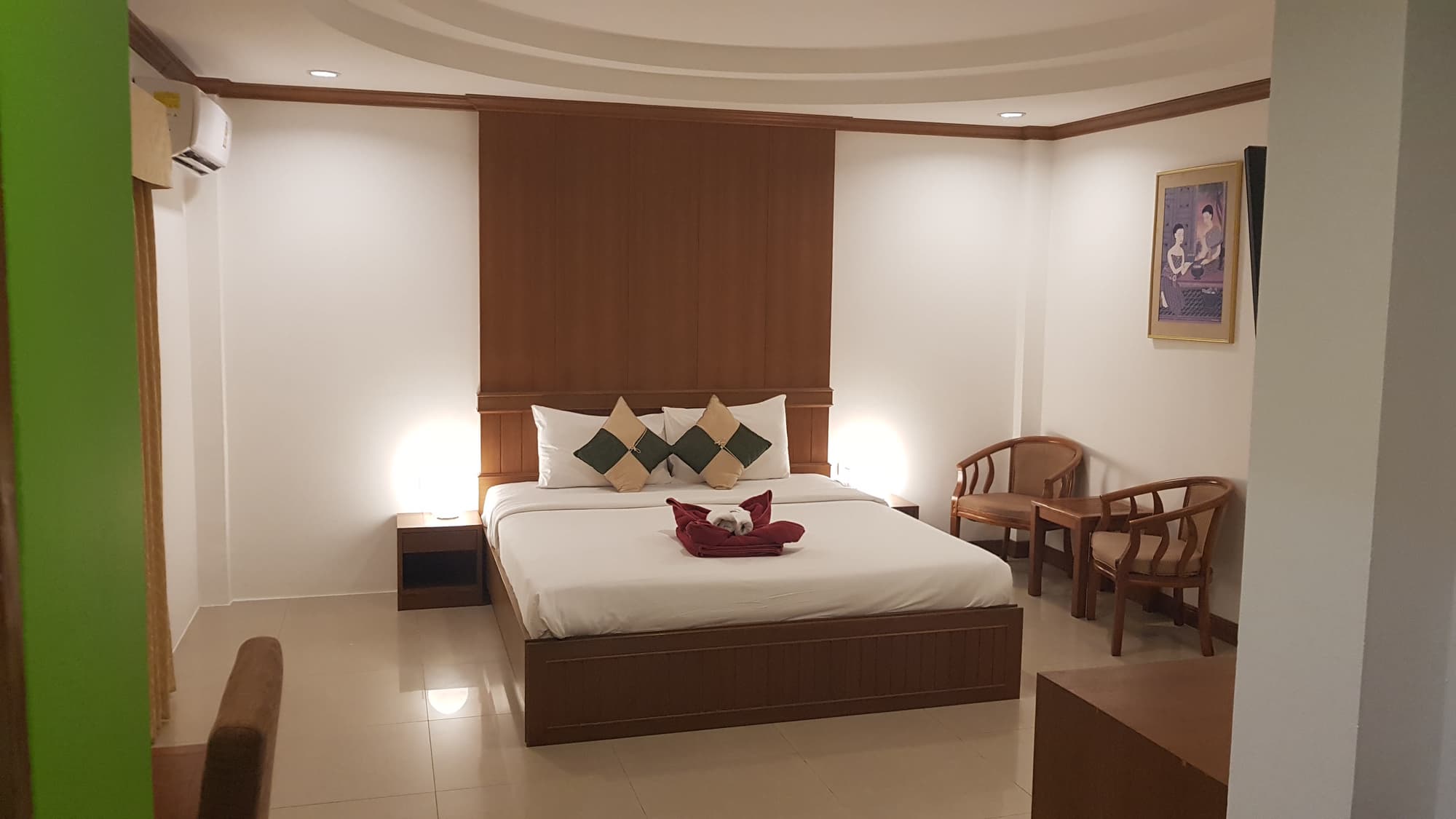 MVC Patong House, Room