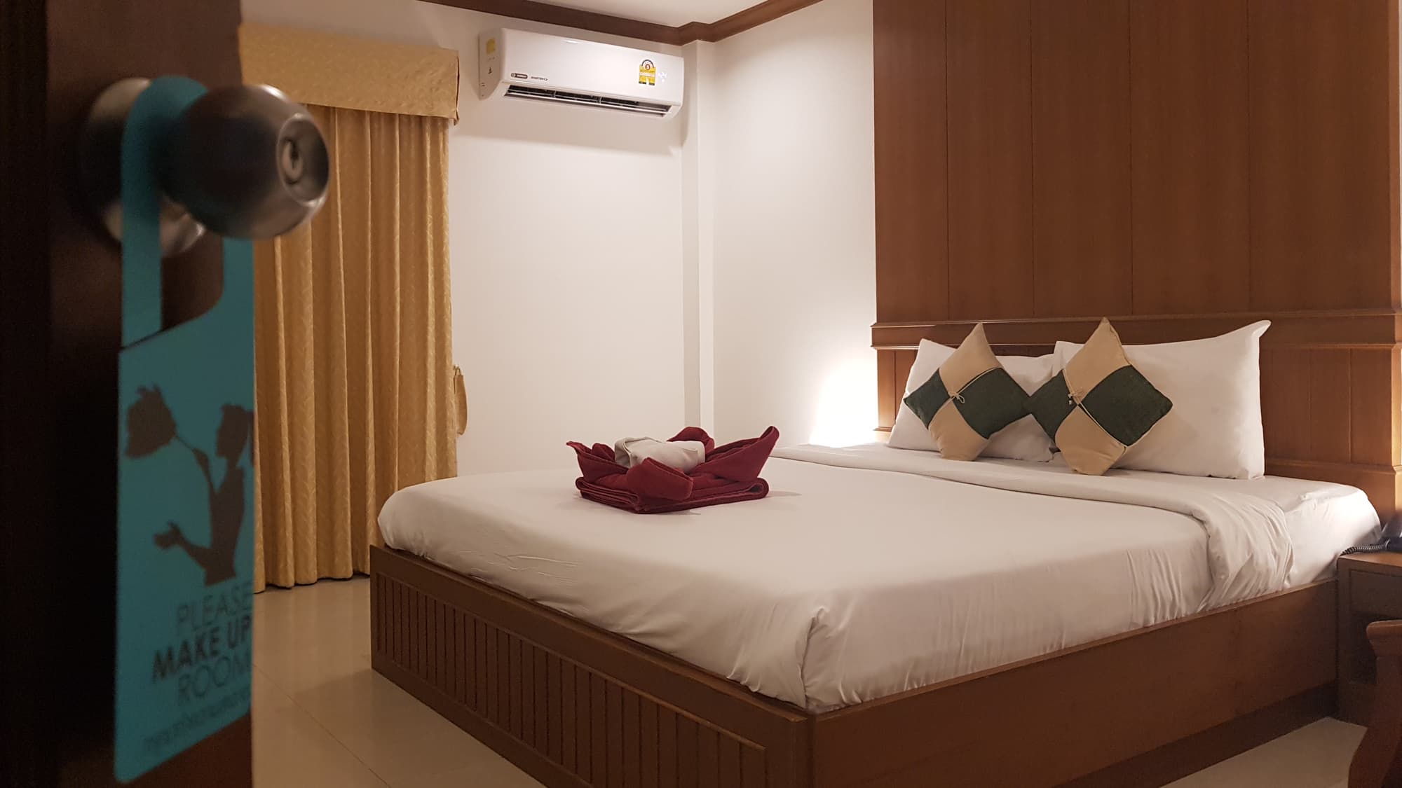 MVC Patong House, Room