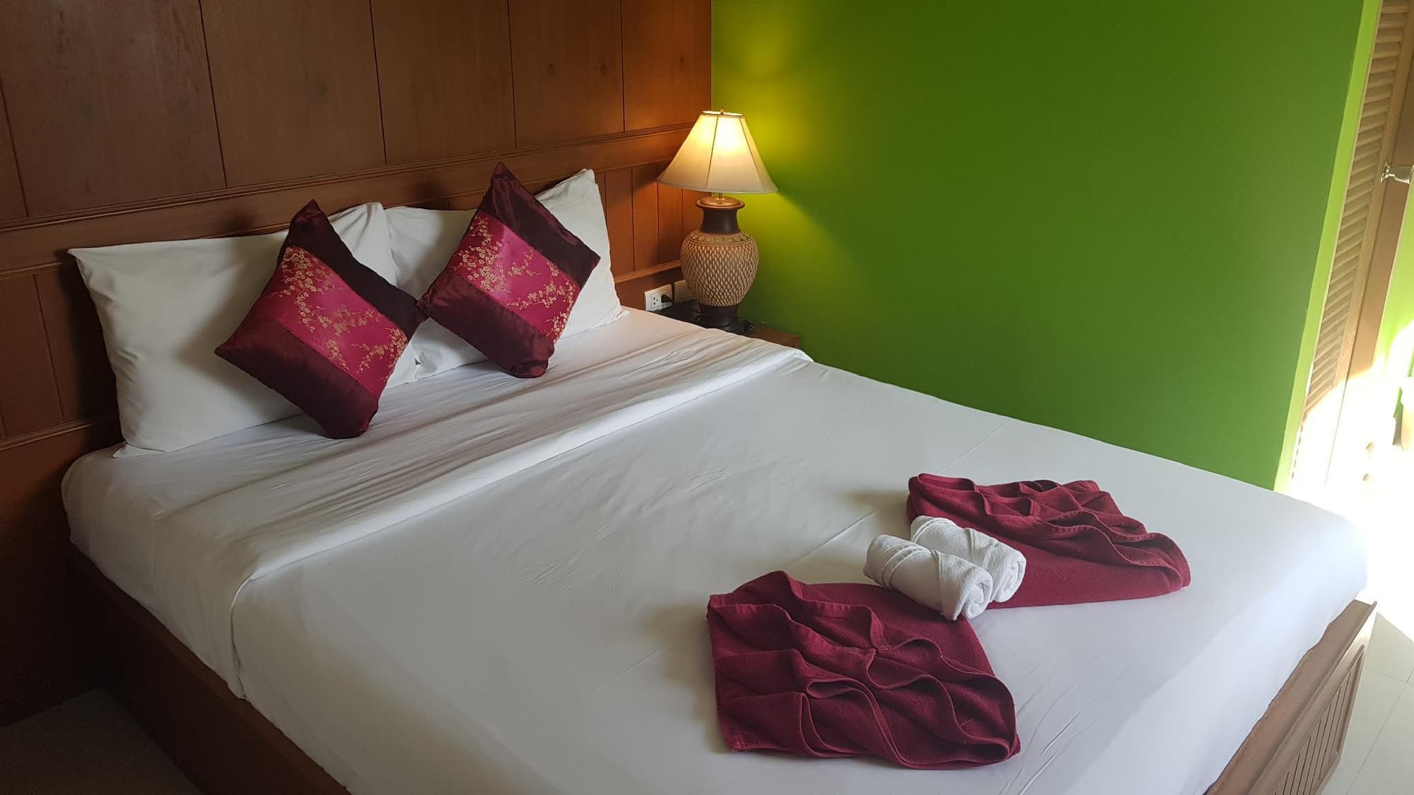 MVC Patong House, Room