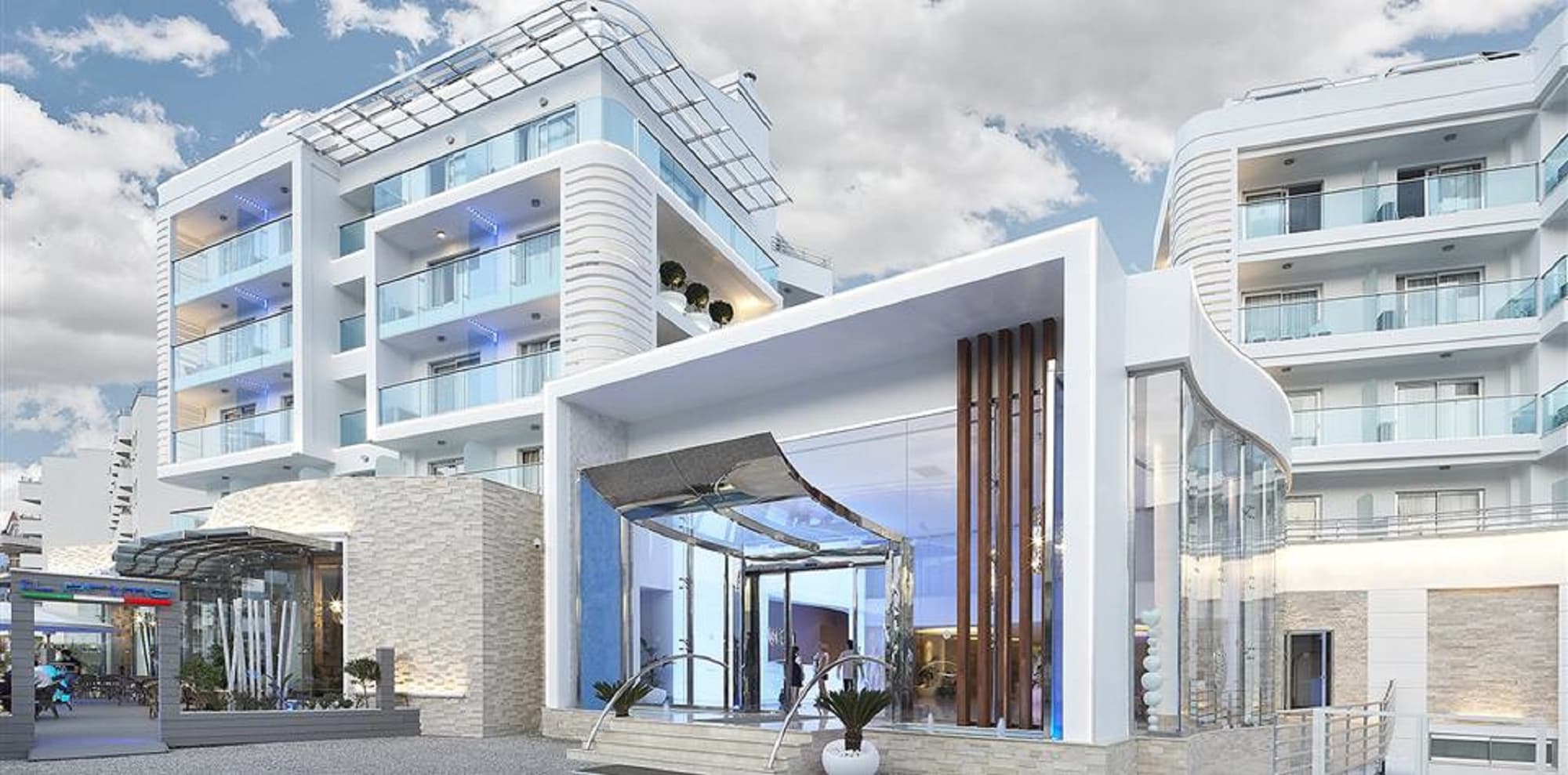 Blue Bay Platinum Hotel, General view