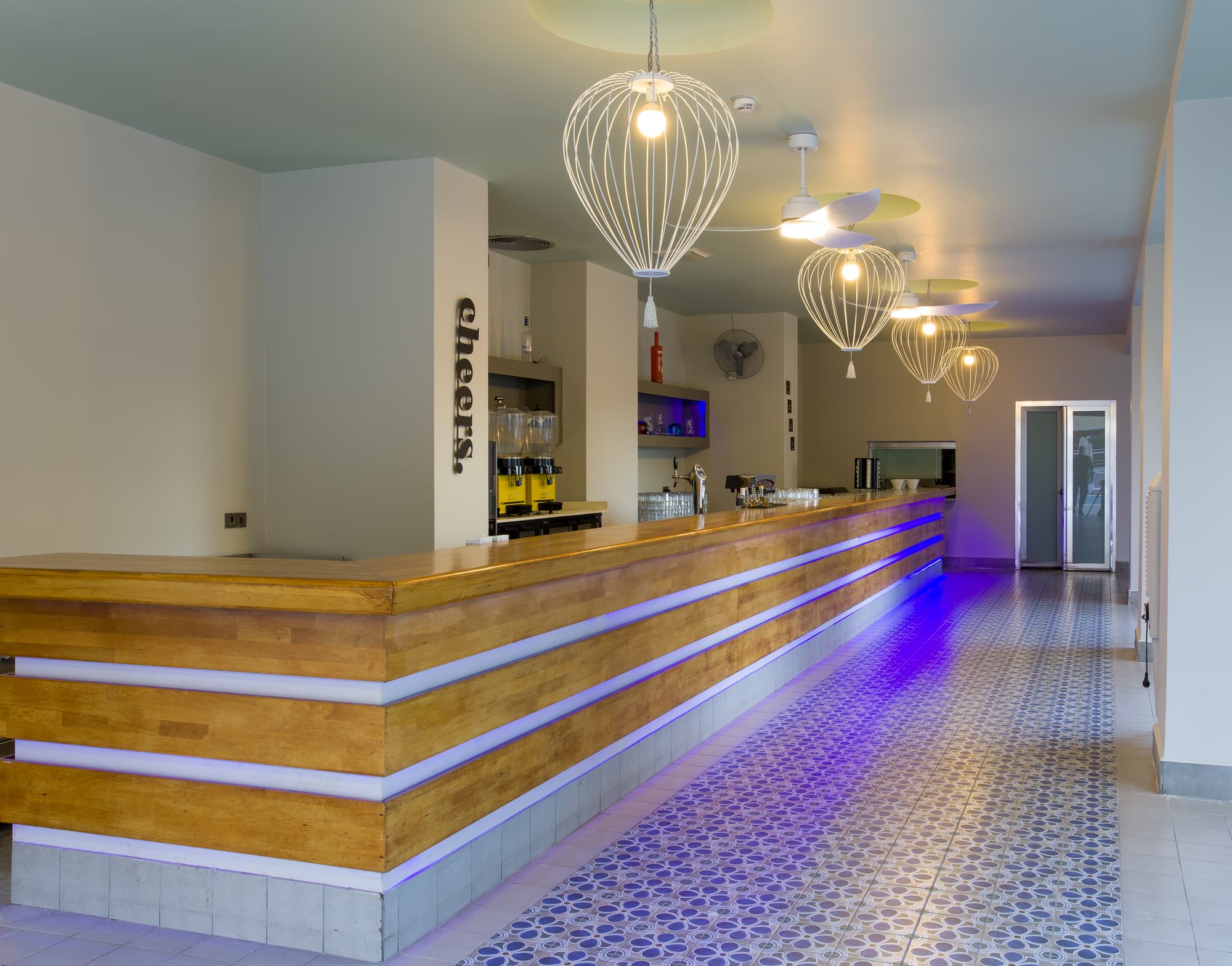 Blue Bay Platinum Hotel, Bar