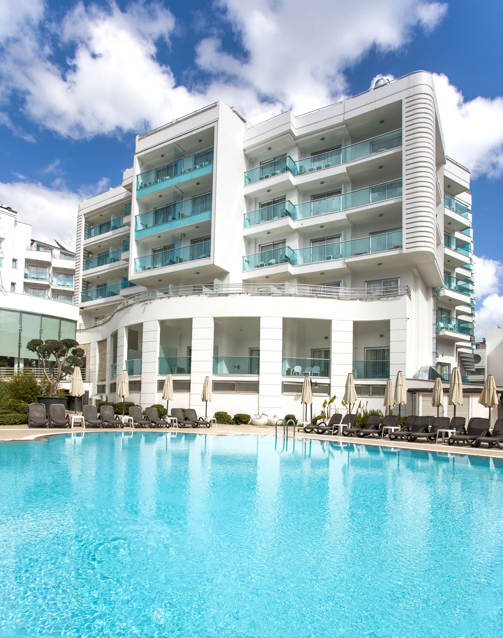 Blue Bay Platinum Hotel, Pool