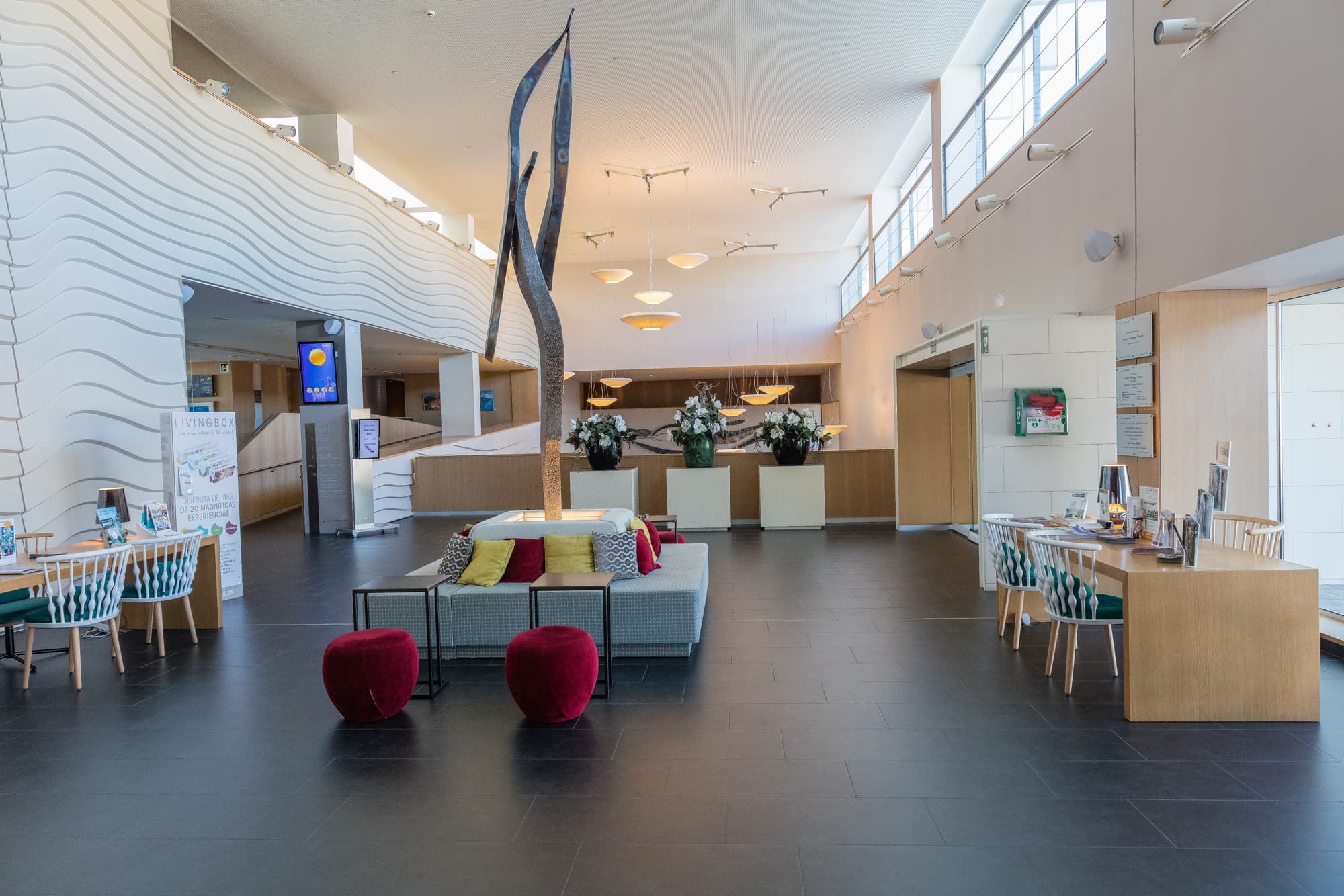 Atenea Port Barcelona Mataro, Lobby