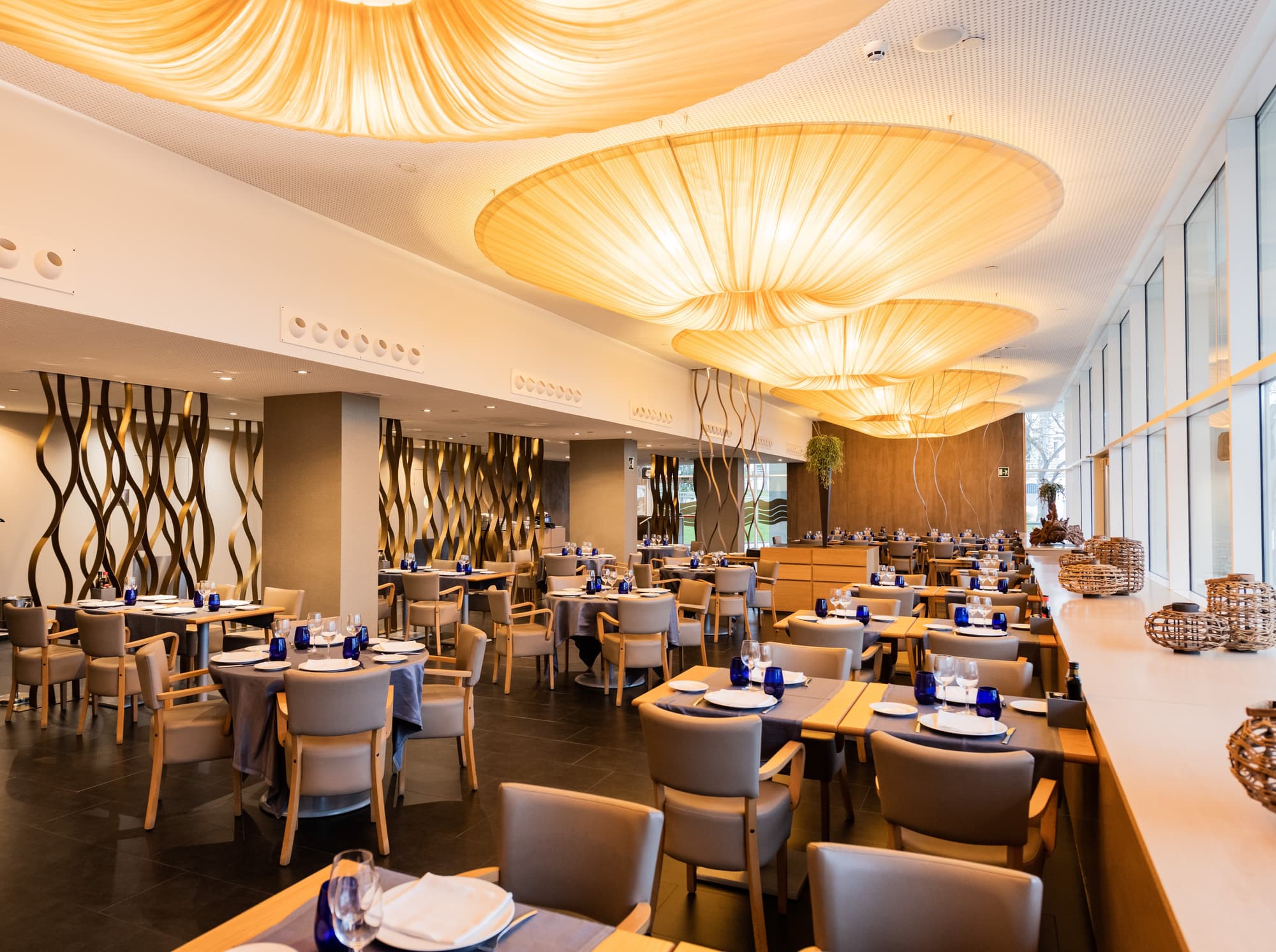 Atenea Port Barcelona Mataro, Restaurant