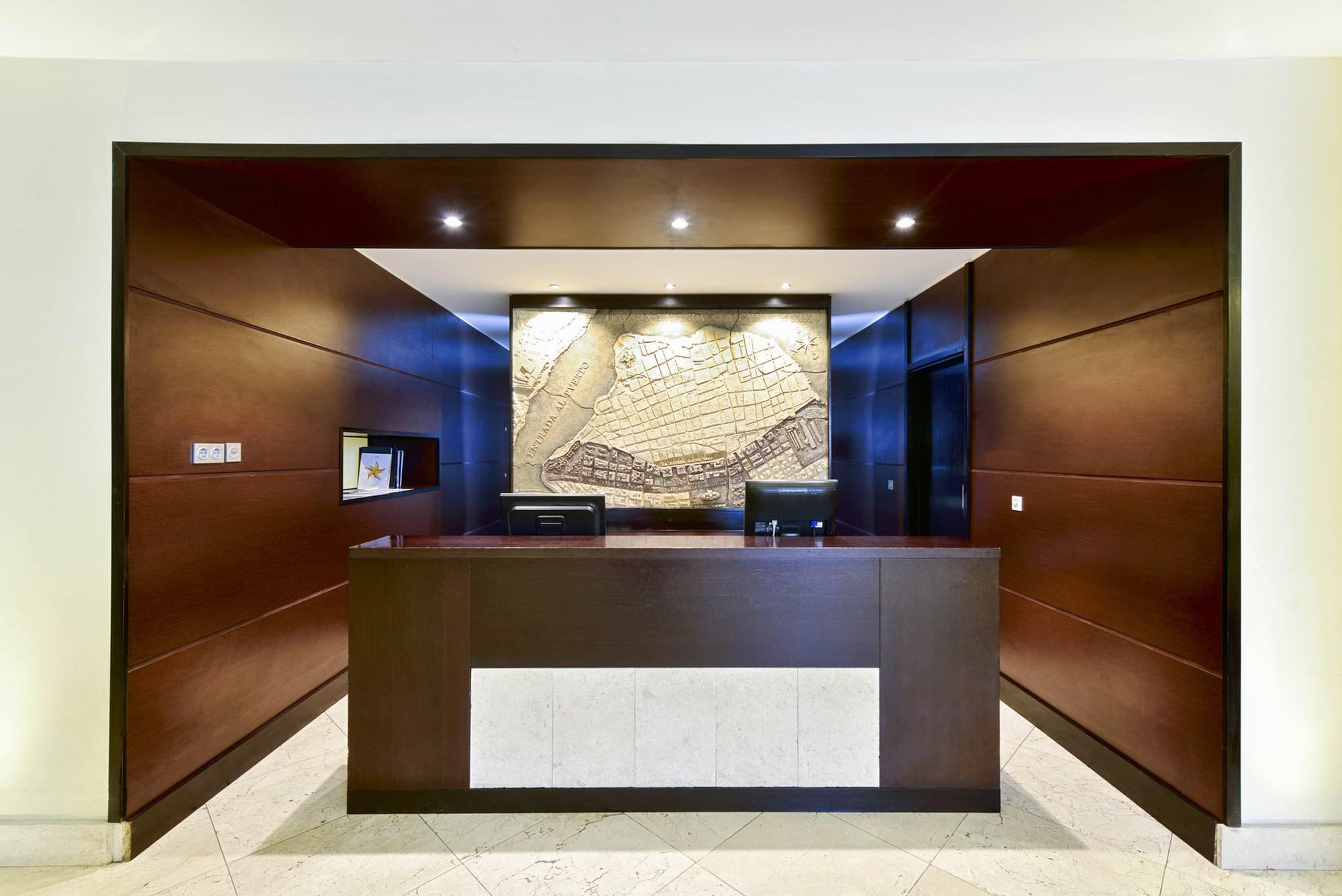 Iberostar Parque Central, Lobby