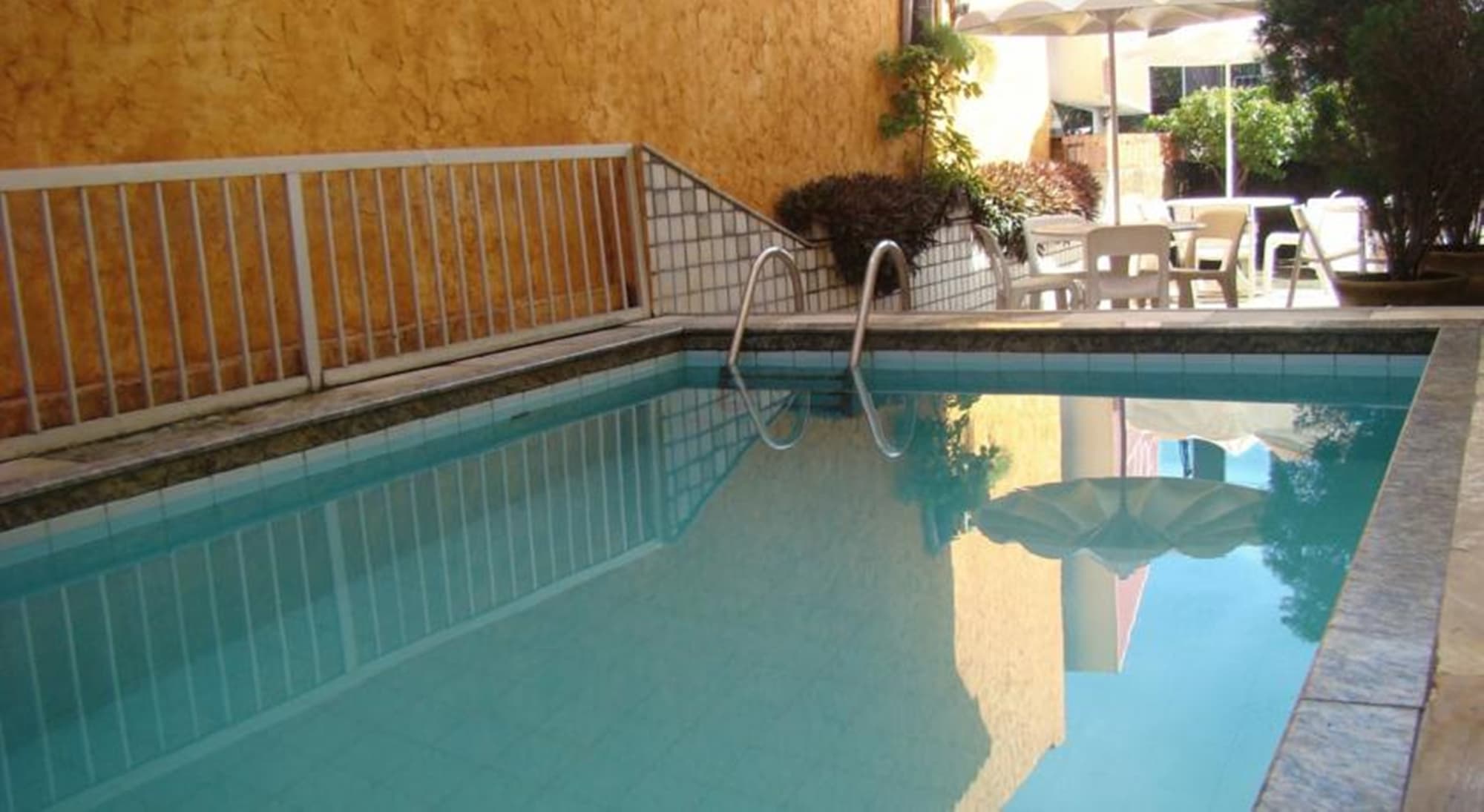 Raio de Sol Praia, Pool