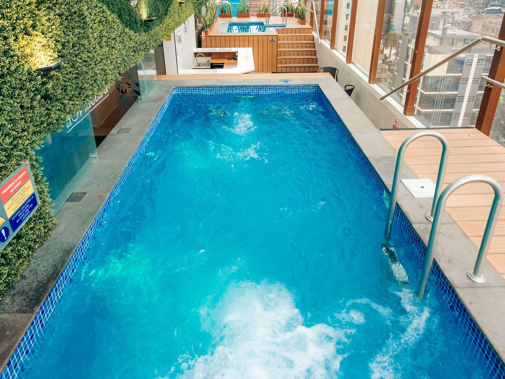 Mercure Hotel Alameda Quito, Pool