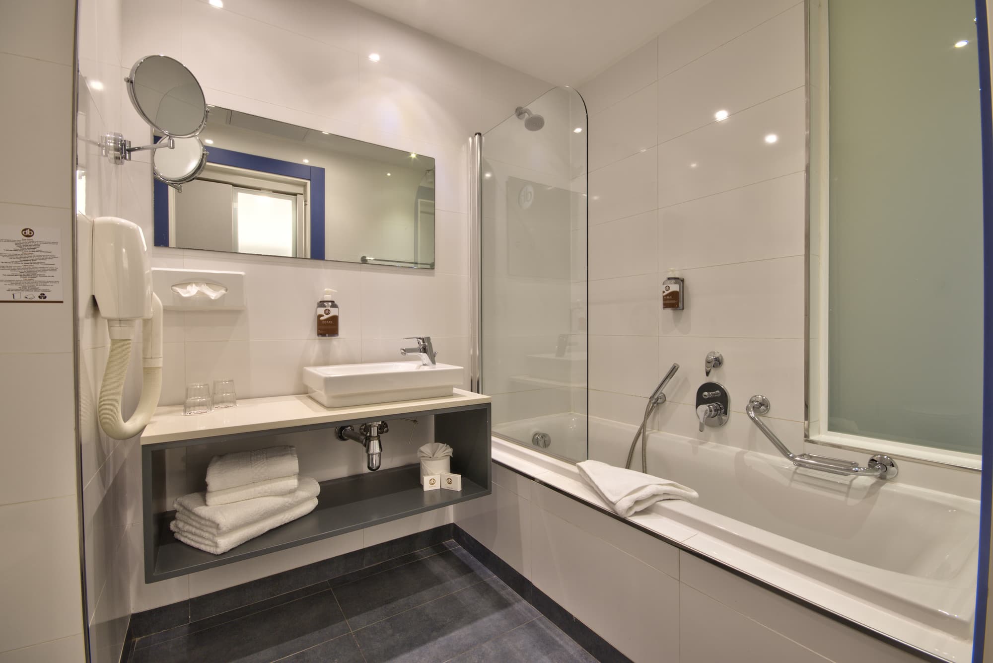 db Seabank Resort + Spa – All Inclusive, Room