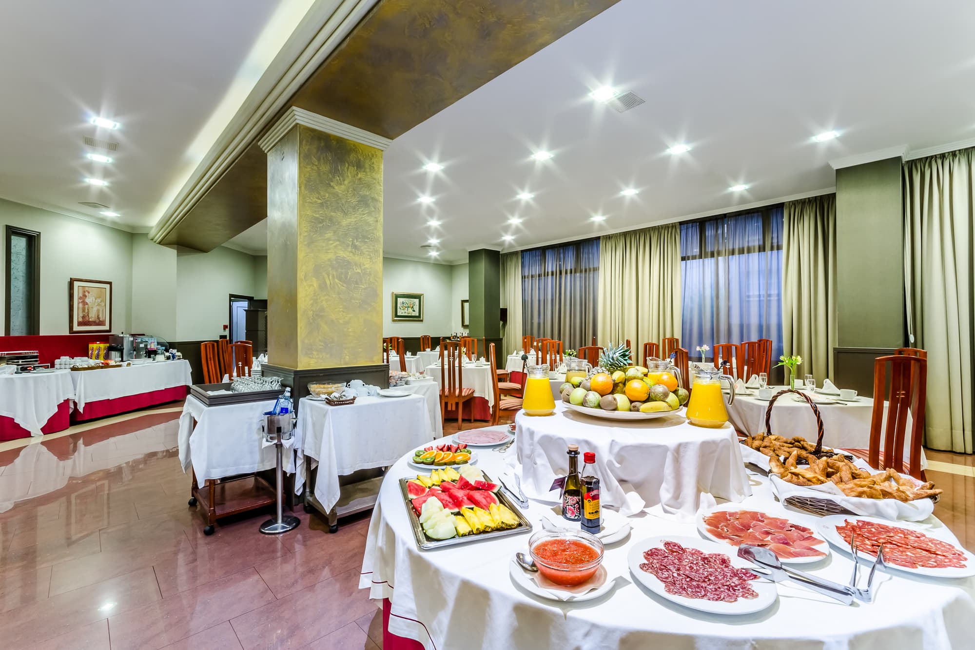 Galicia Palace, General view