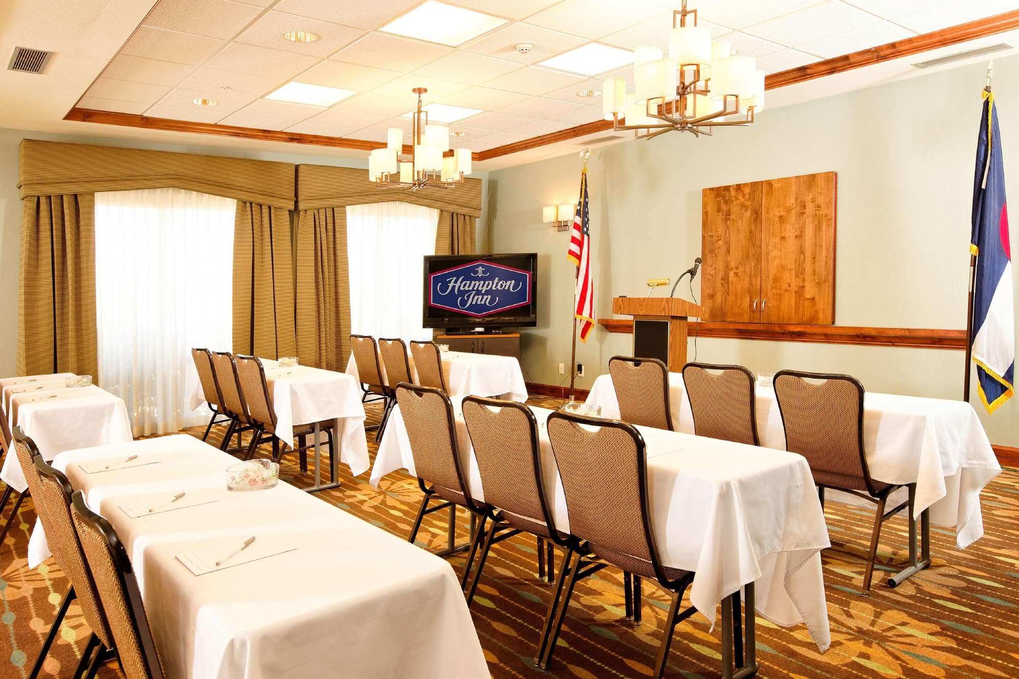 Hampton Inn Montrose, Conferences