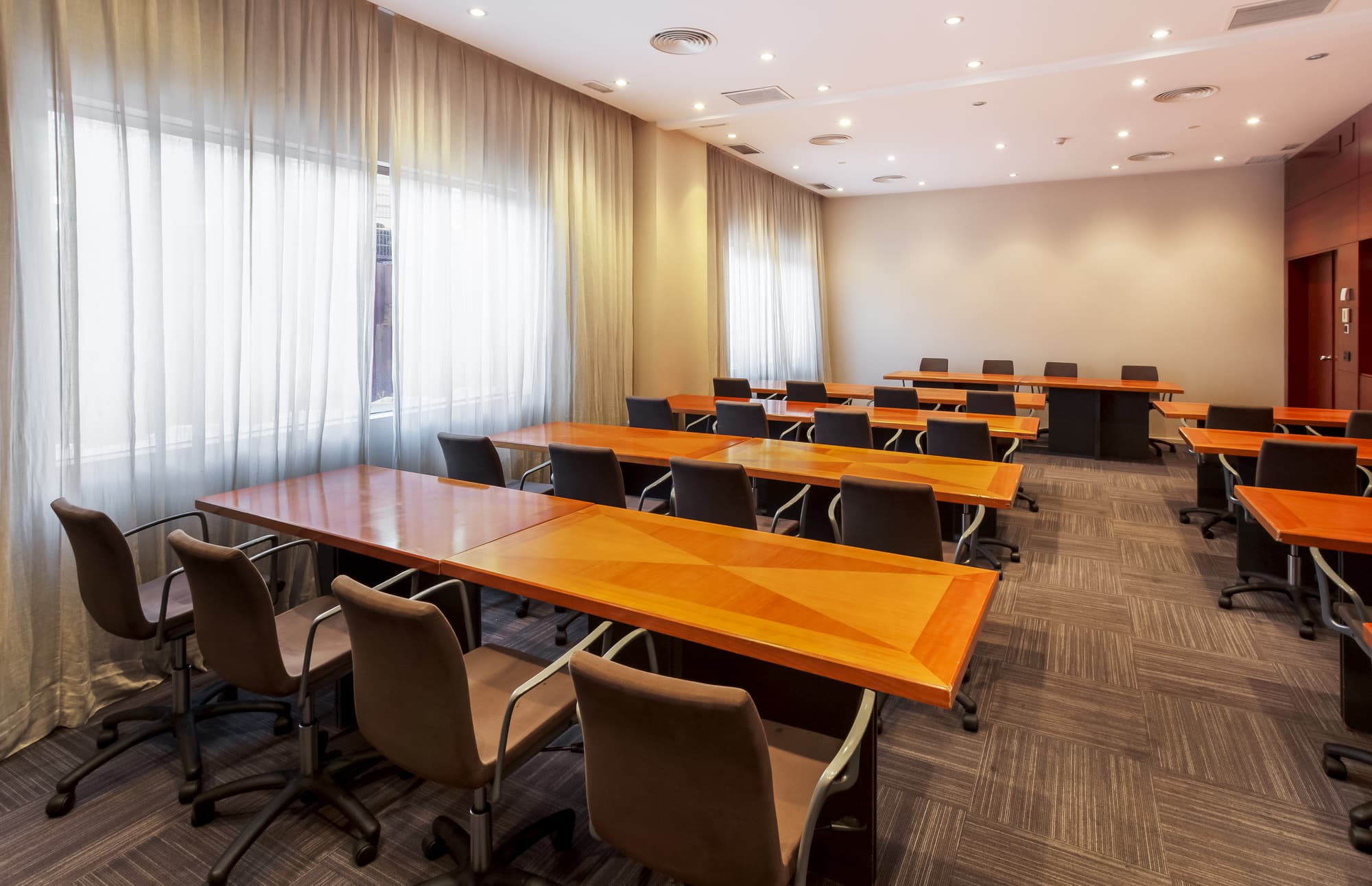 B&B Hotel Elche, Conferences