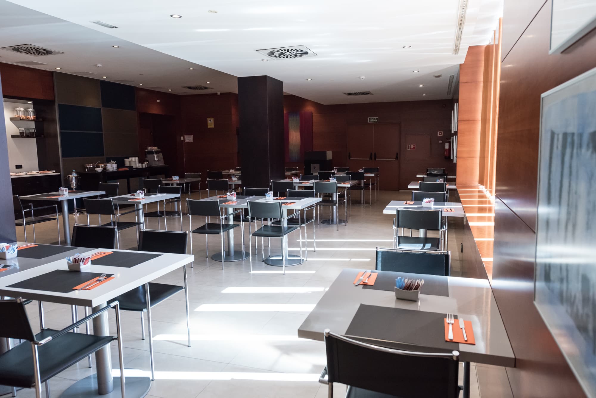 B&B Hotel Elche, Restaurant