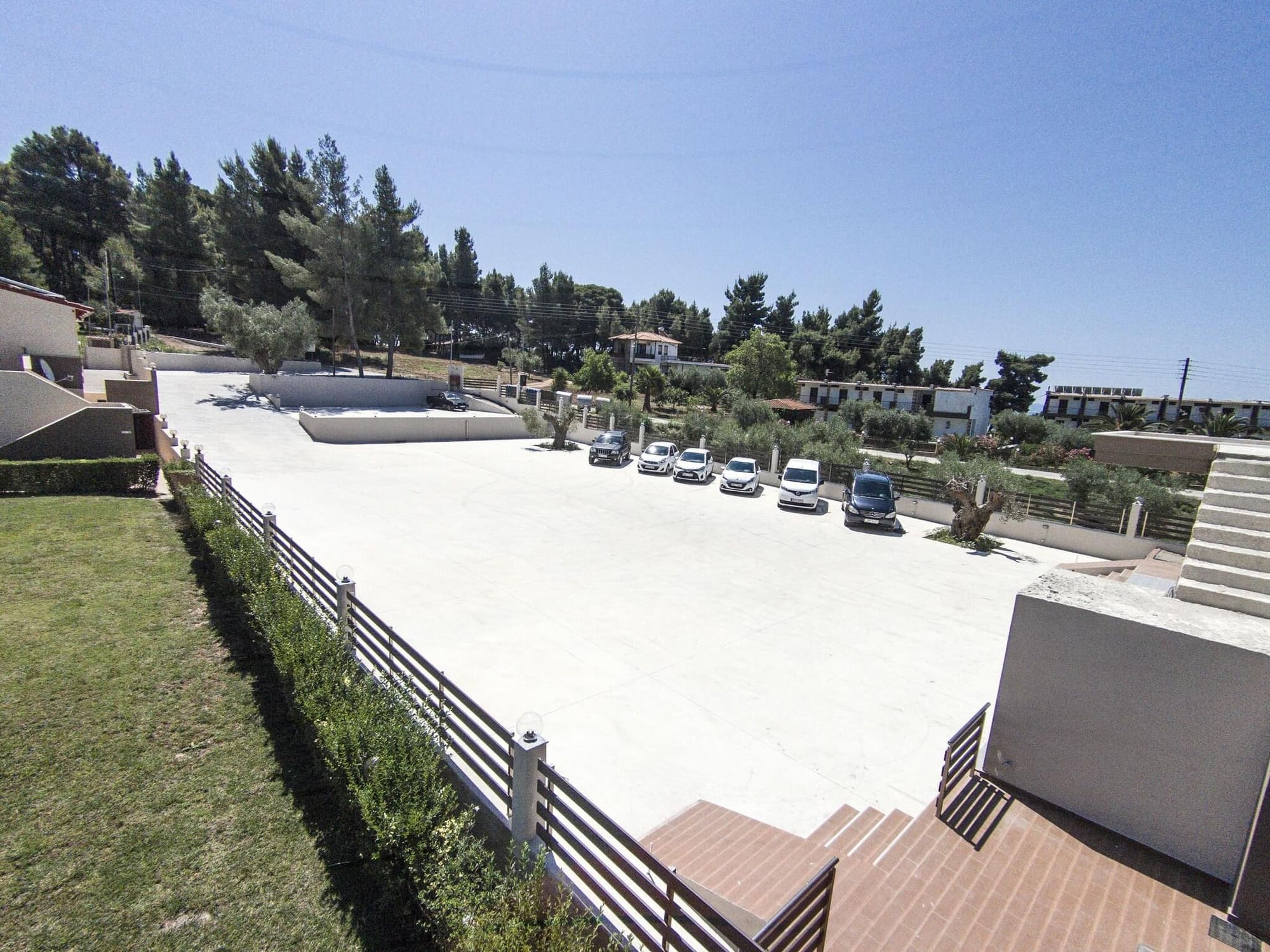 Simeon Hotel, General view