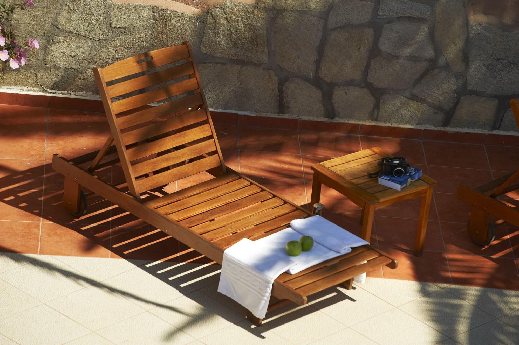 Simeon Hotel, Terrace