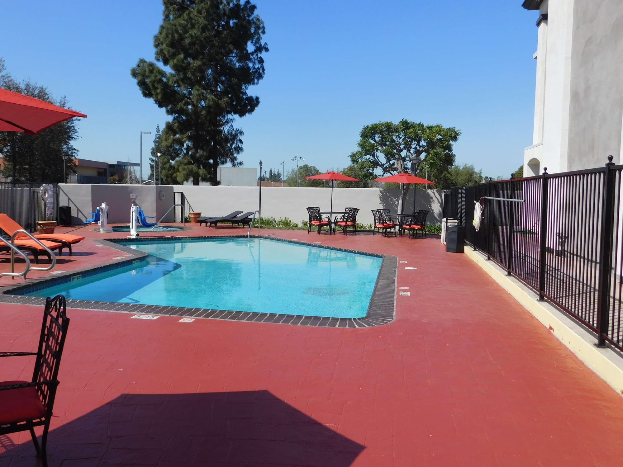 Best Western Plus Anaheim Orange County Hotel, Pool