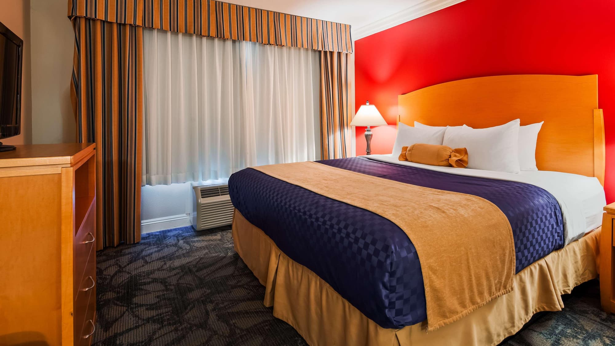 Best Western Plus Anaheim Orange County Hotel, Room