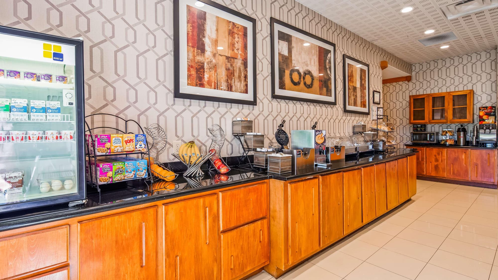 Best Western Plus Rose City Conference Center Inn, Restaurant