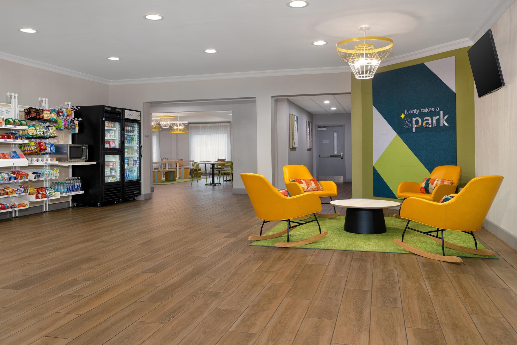 Spark by Hilton Rahway, Lobby