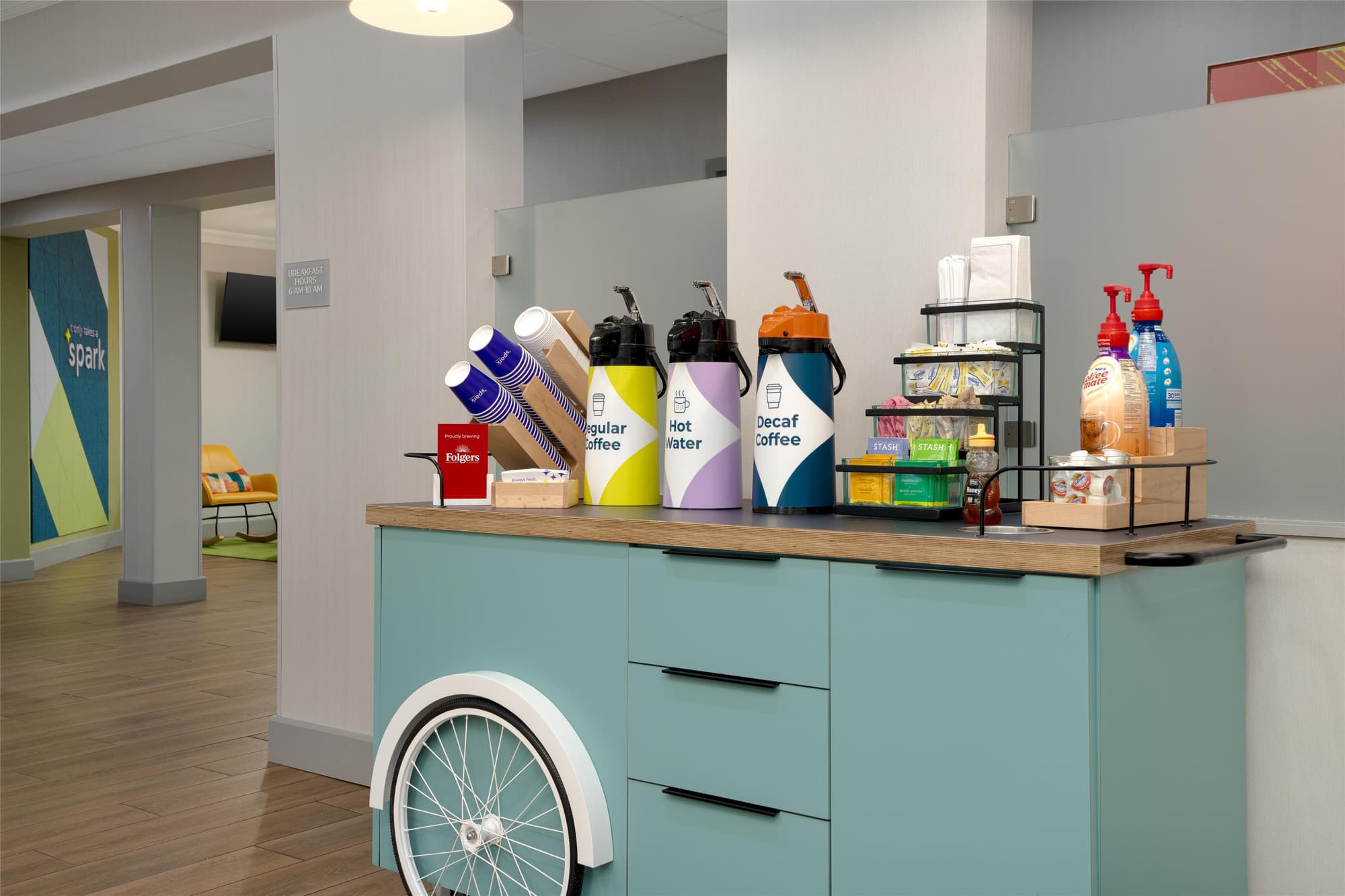 Spark by Hilton Rahway, Lobby